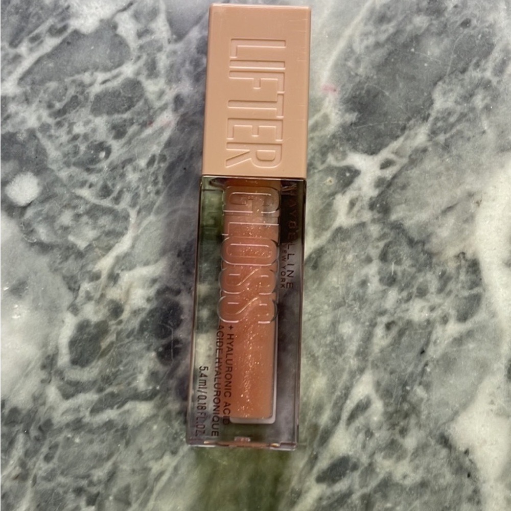 New Maybelline Lifter Lip Gloss Opal - Picture 1 of 4